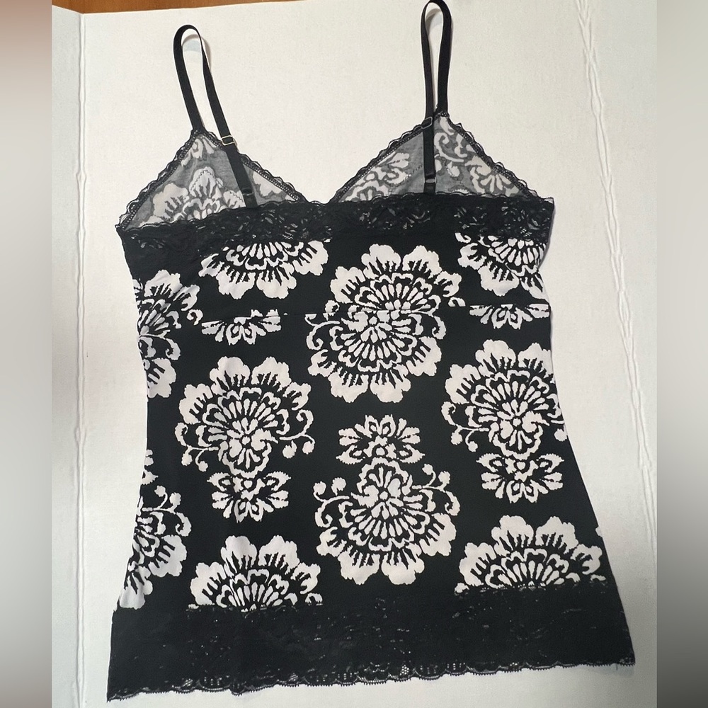 White House Black Market Floral Lace Trim Black and White Camisole - Picture 2 of 6